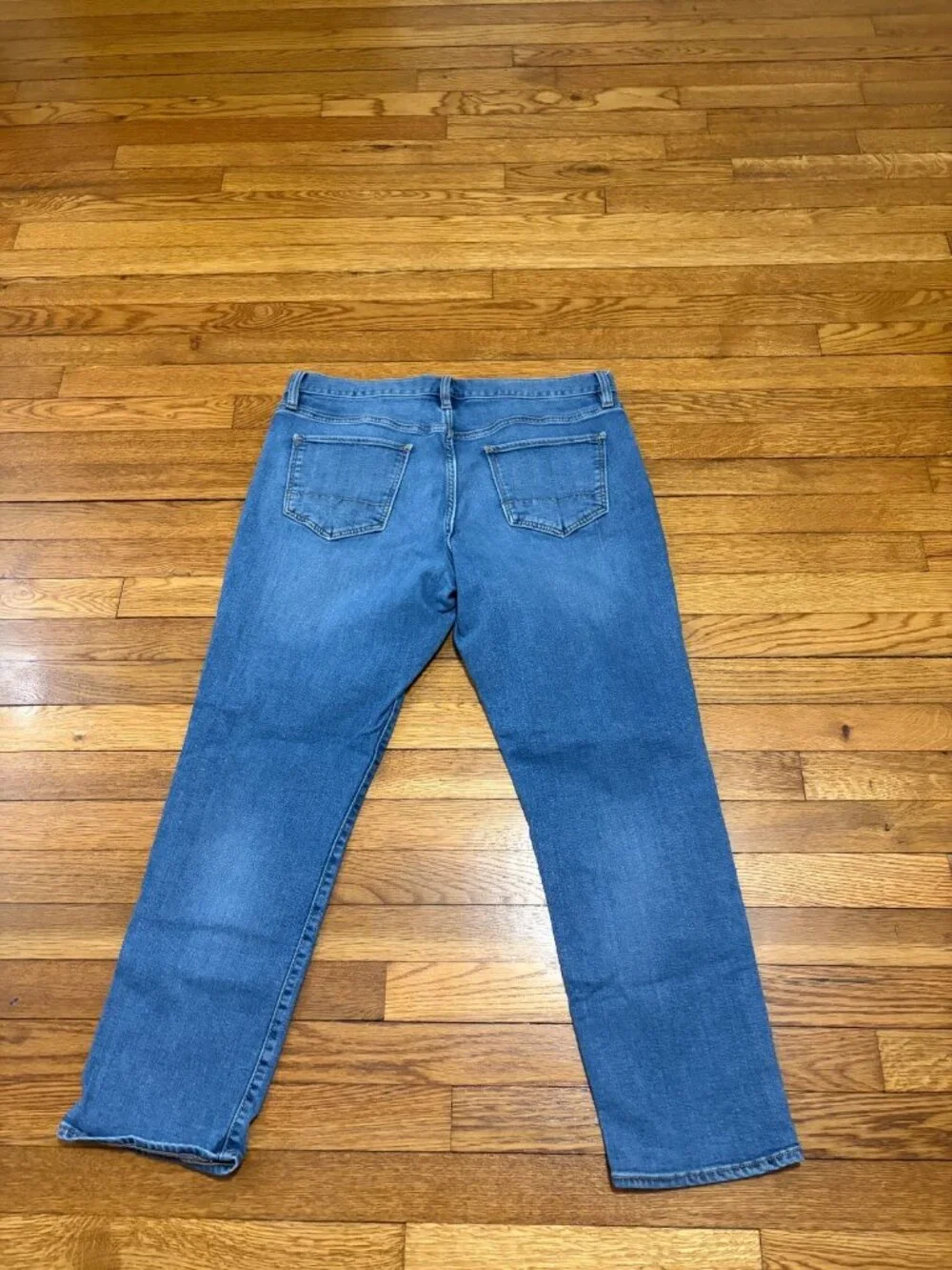 Banana Republic Mens Athletic Fit Travel Jean Size 35x30 Blue Stretch Denim Pant